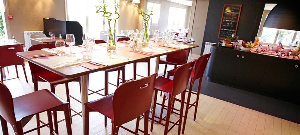 Campanile Vannes Restoran fotoğraf